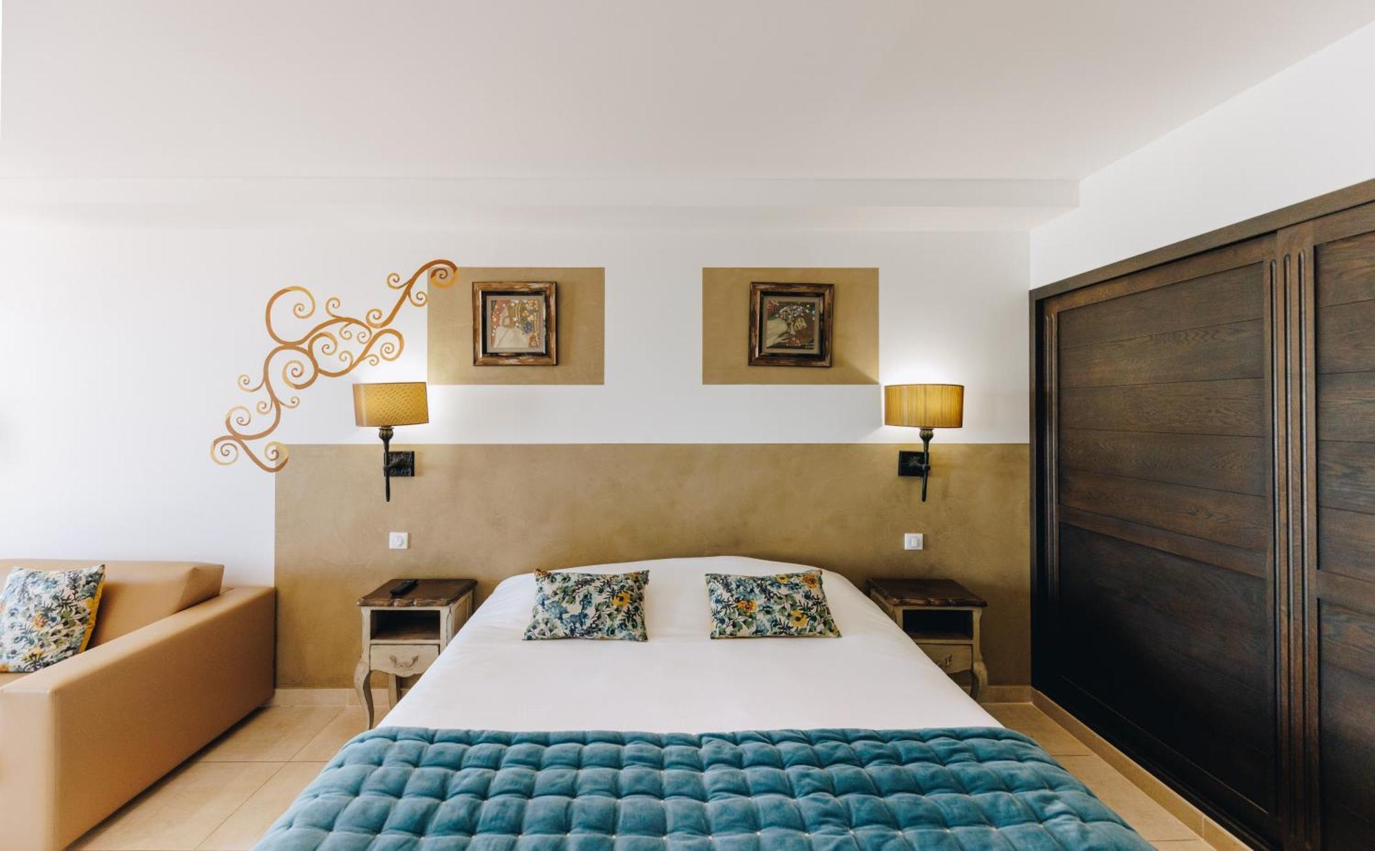 Hotel Liberata & Spa LʼÎle-Rousse 客房 照片